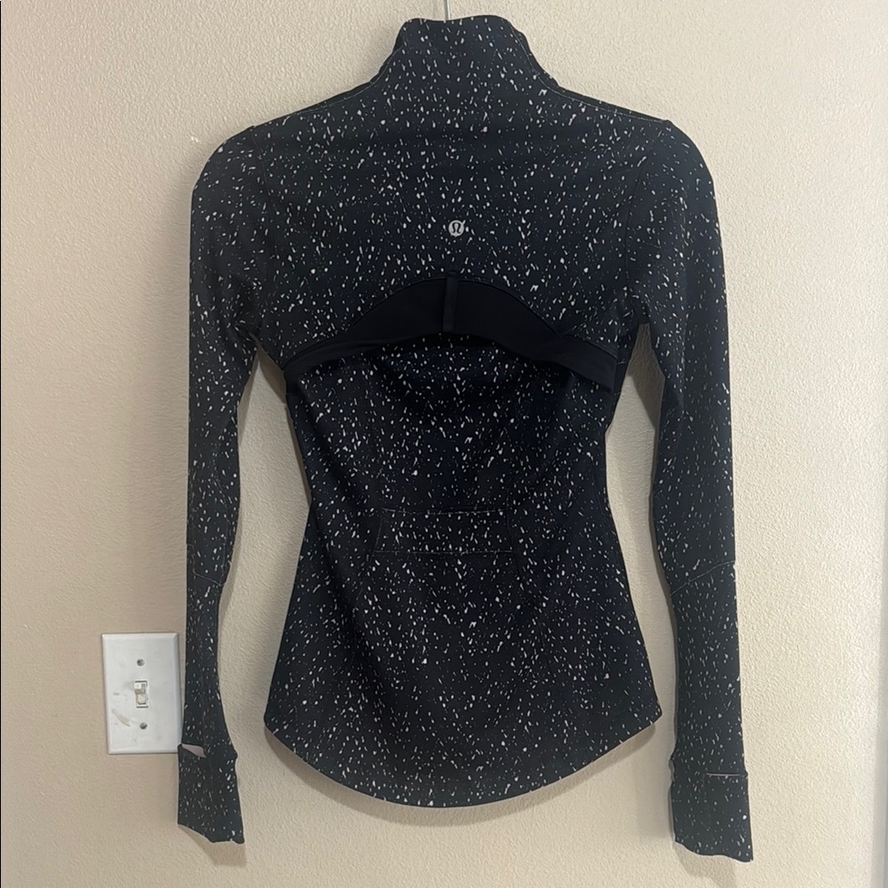 Lululemon Define Jacket - Picture 2 of 2